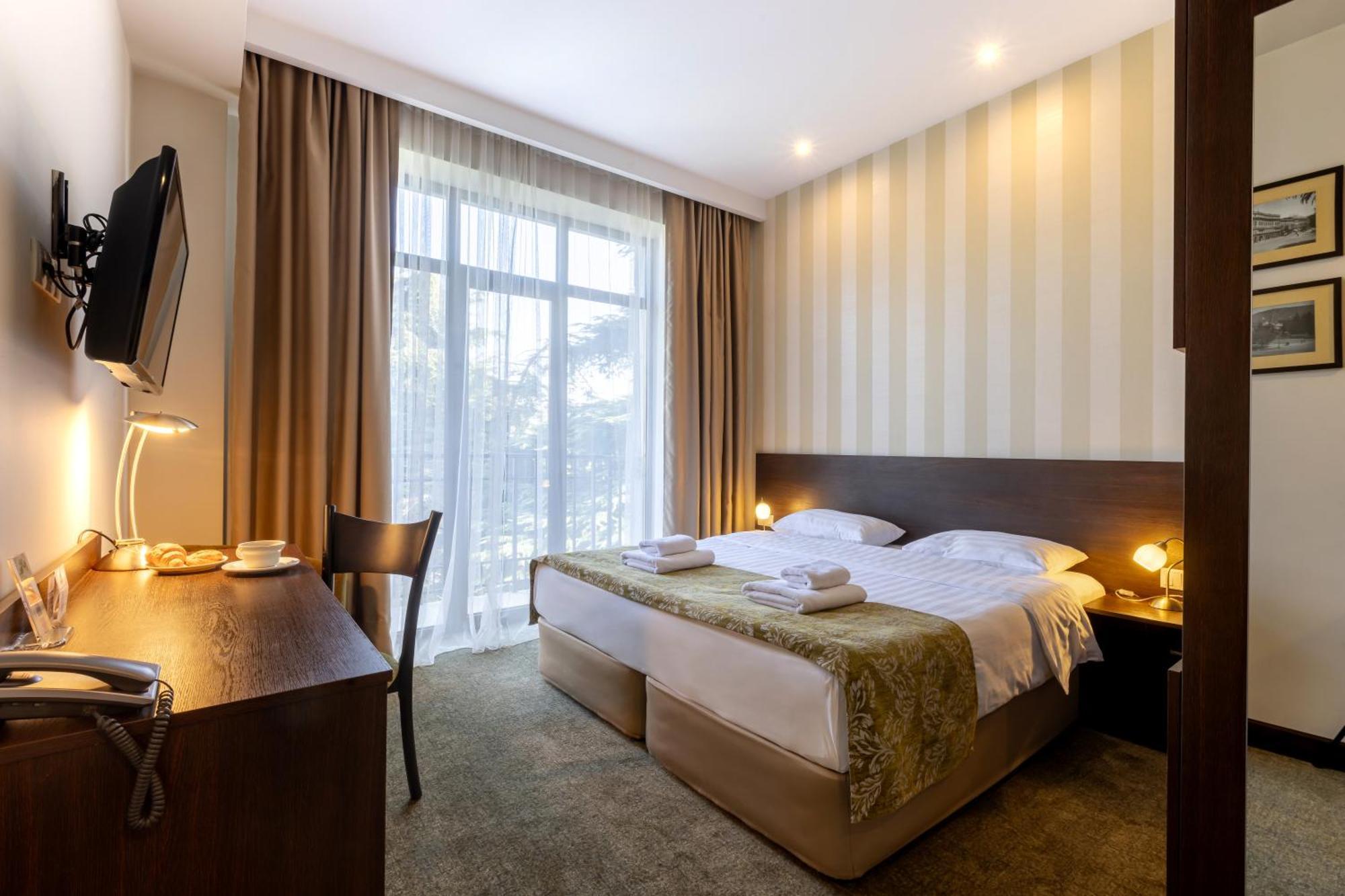 Citrus Hotel Tiflis Exterior foto